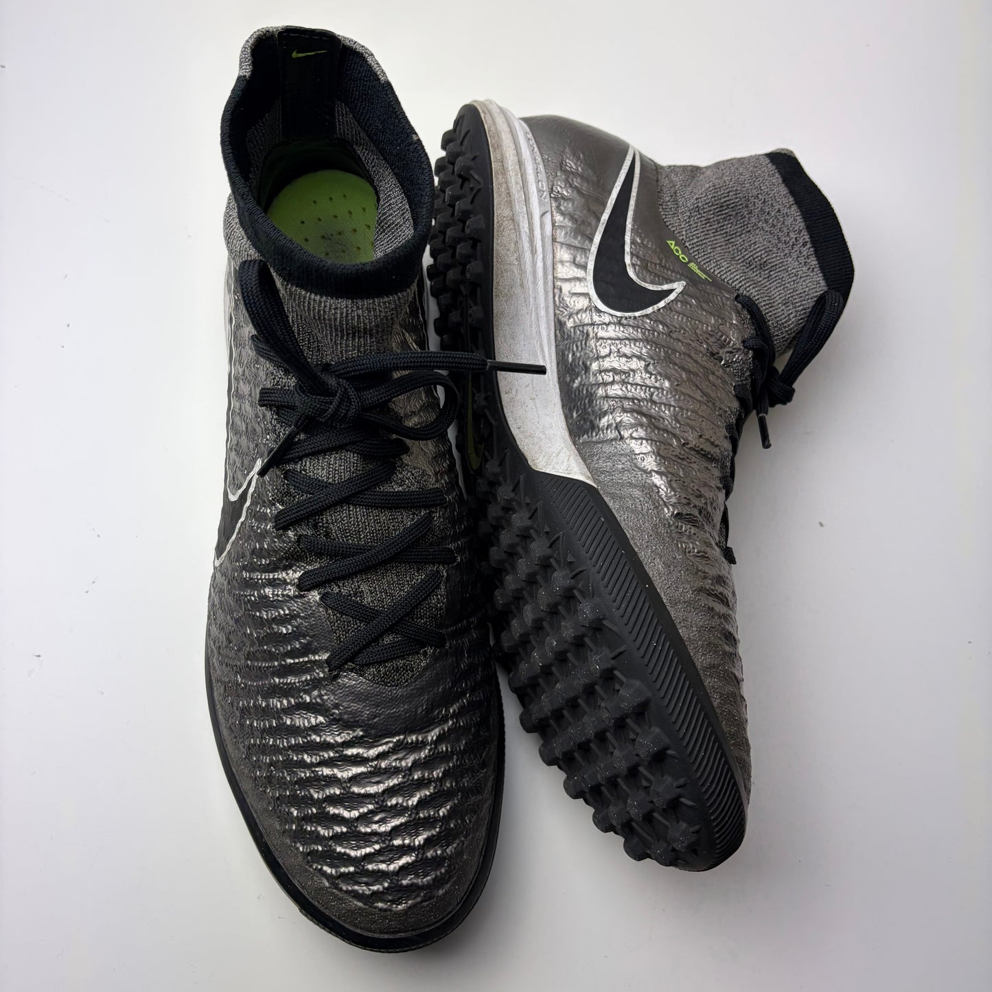 Nike Magistax Proximo Tf Astro Football Boots Uk 8.5 Extremely Rare