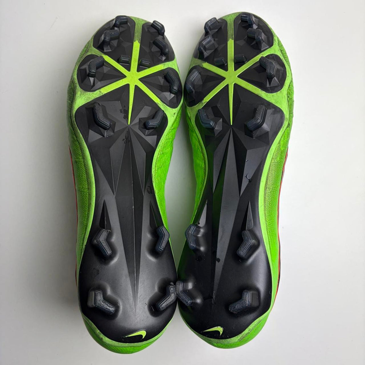Nike Phantom Venom Elite Fg Acc Green Football Boots Uk 10.5