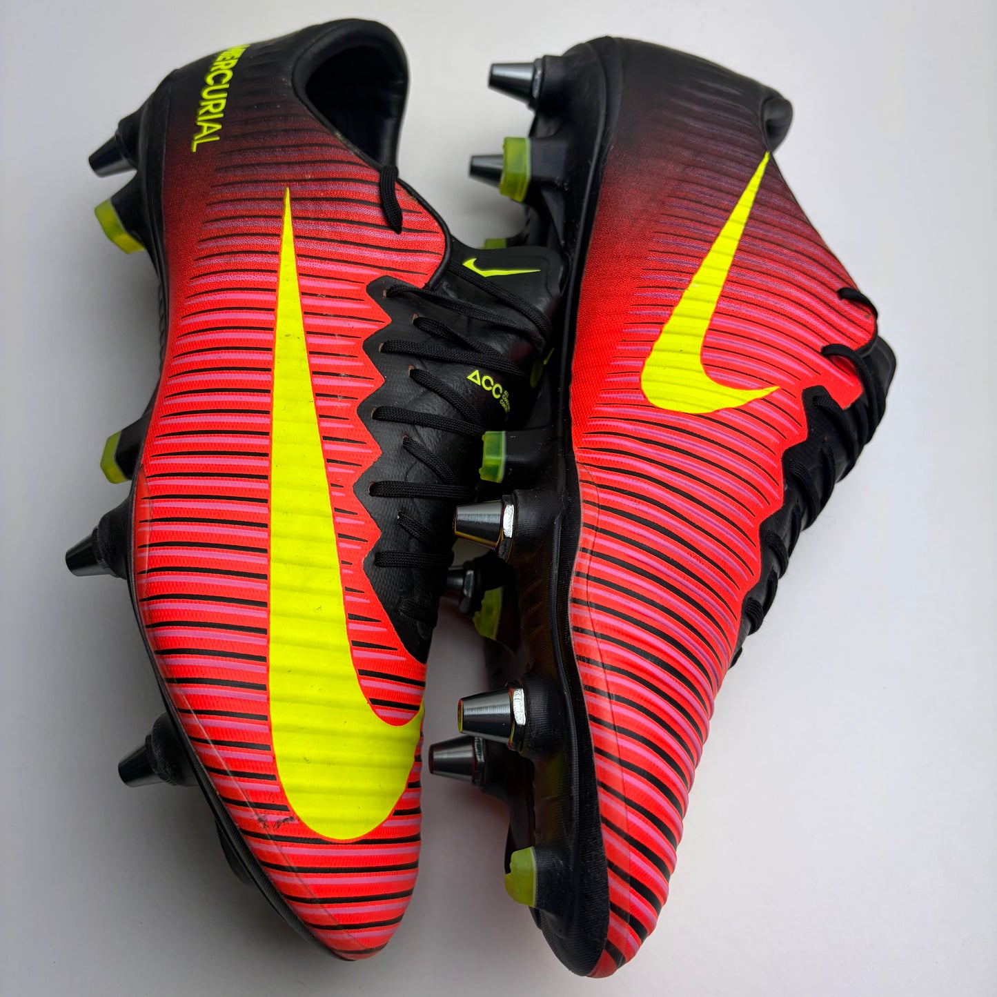 Nike Mercurial Vapor XI Sg Elite Football Boots ‘Total Crimson’ Uk 9 Very Rare