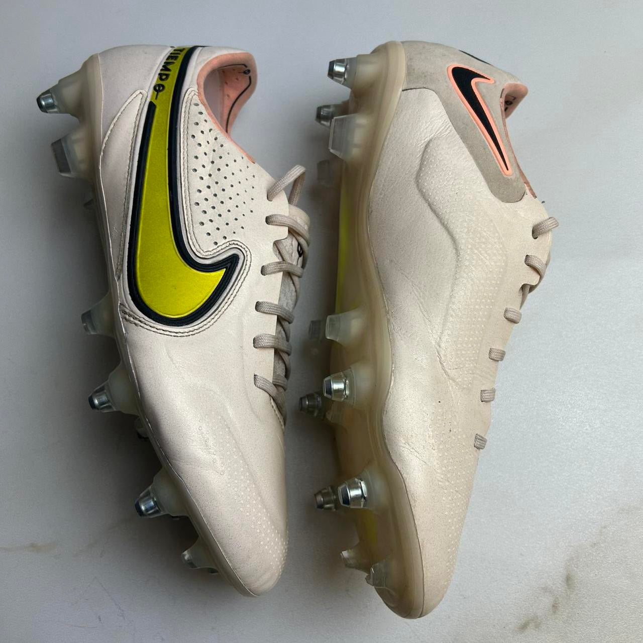 Nike Tiempo Legend 9 Sg-Pro Elite Football Boots ‘Guava’ Uk 8.5