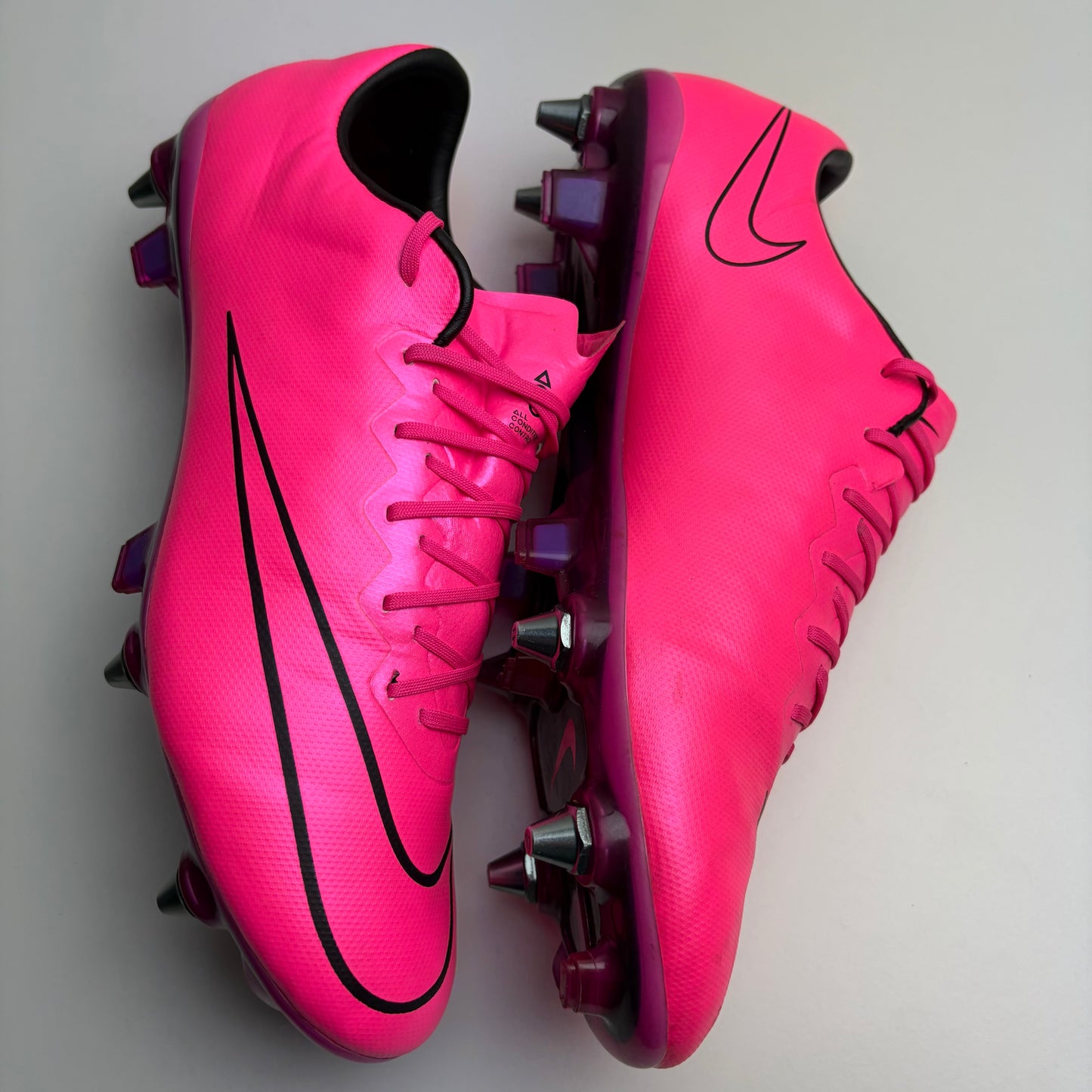 Nike Mercurial Vapor X Elite Sg-Pro Football Boots ‘Hyper Pink’ Uk 6 Used Once