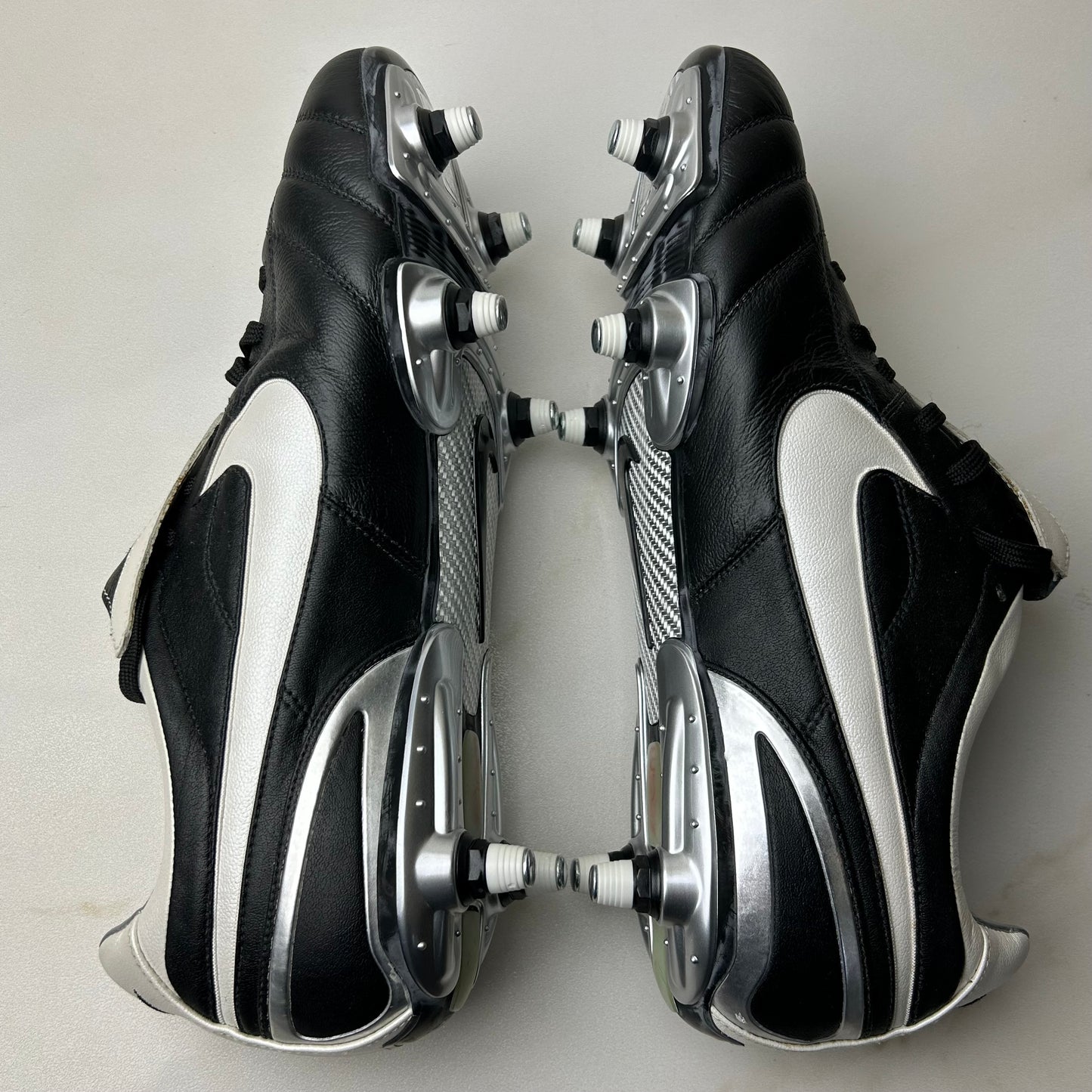 Nike Air Zoom Legend Ii Sg Football Boots Uk 9.5